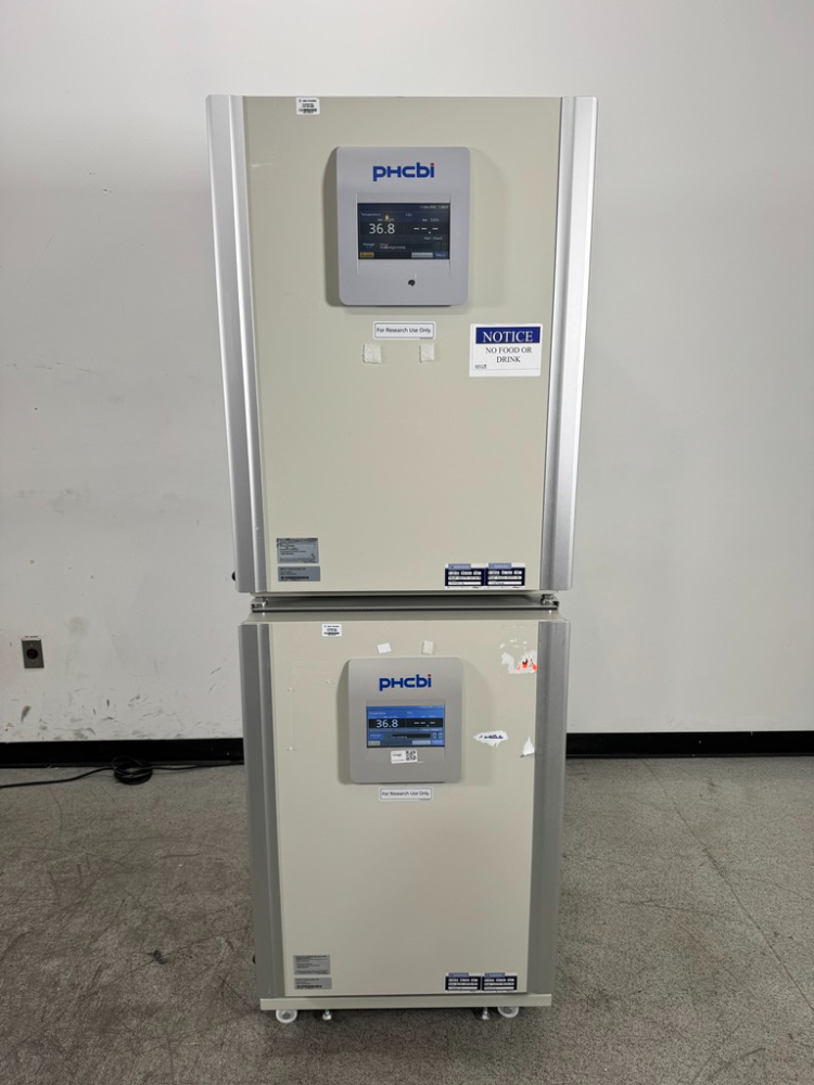 Image of PHCBI Doublestack CO2 Incubator